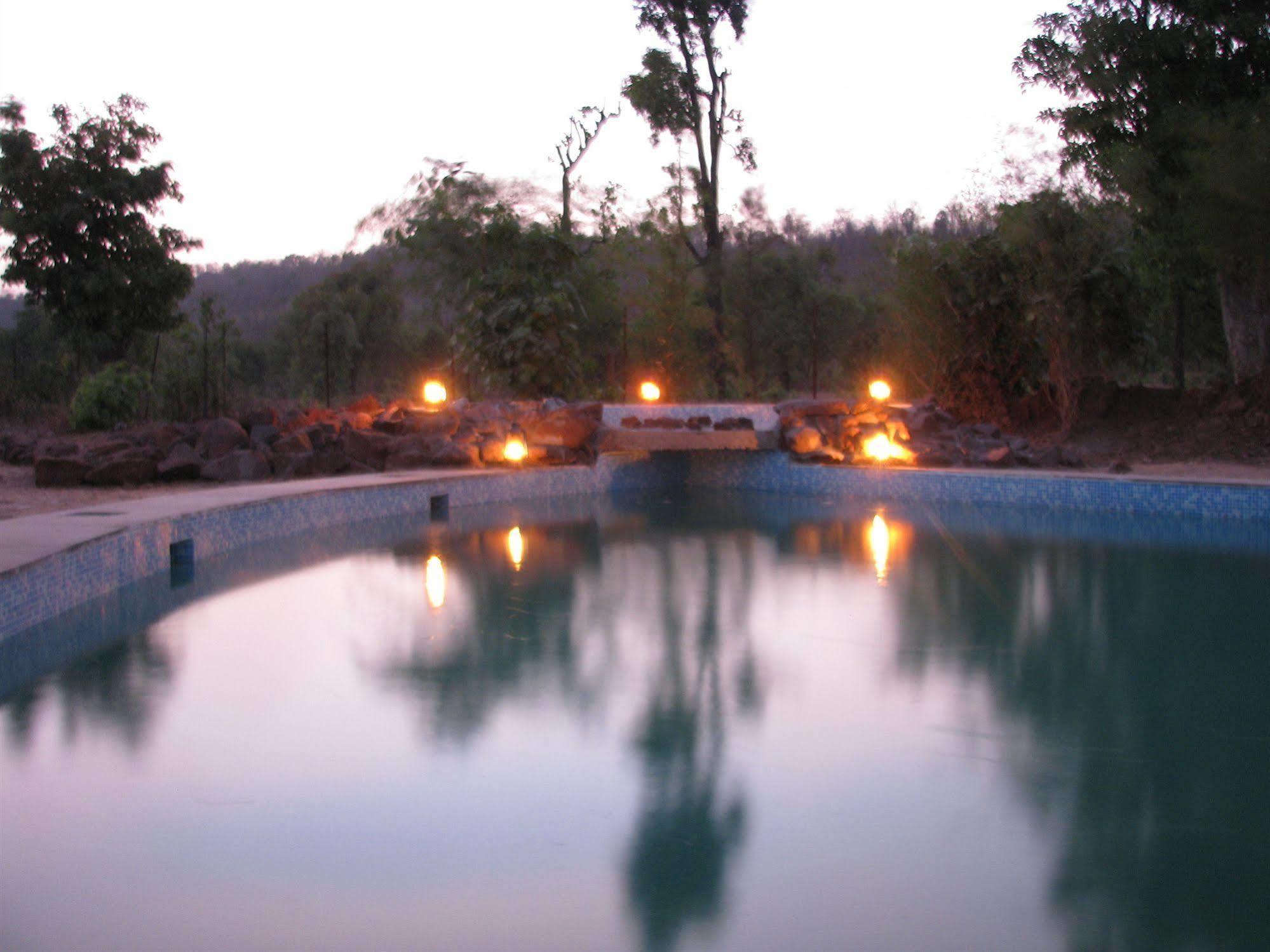 Wildflower Resort Tala  Exterior photo